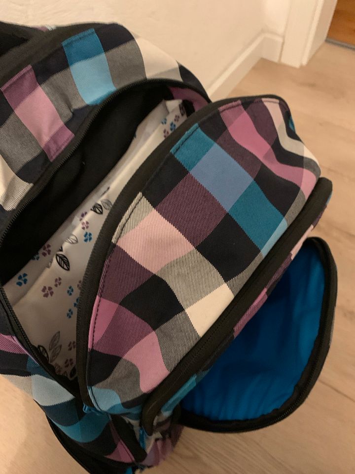 DAKINE Schul/Freizeitrucksack in Preußisch Oldendorf