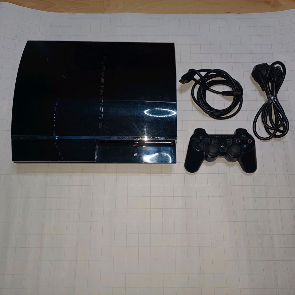 Playstation 3 ps3 60gb cechc04 4.11 abwärtskompatibel ps1 ps2 in Nagold