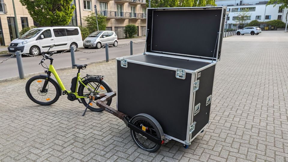 NEU: e-Lastenrad: Elektro Fahrrad + Lasten-Anhänger + Flightcase in Berlin