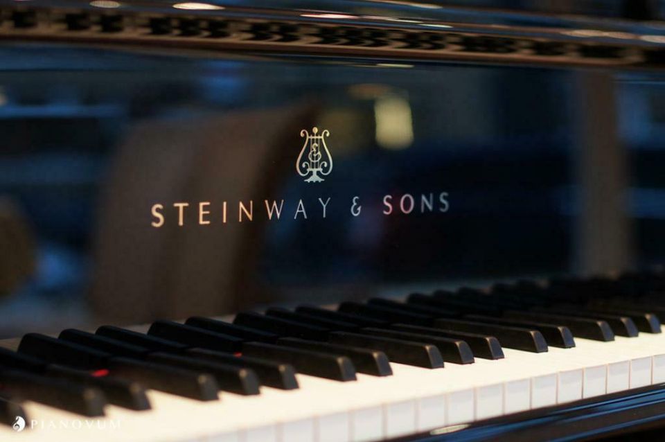 STEINWAY & SONS Gebrauchte Flügel Original Hamburger in Wuppertal