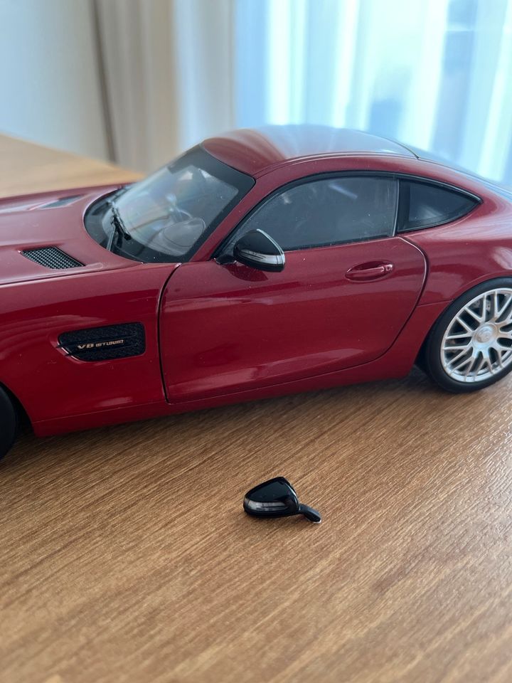 1:18 Norev Mercedes-Benz AMG GTs in Oberhausen