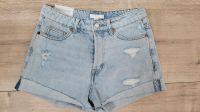 H&M high waist Jeans Shorts Hose blau Gr. 38 hellblau Sachsen-Anhalt - Magdeburg Vorschau