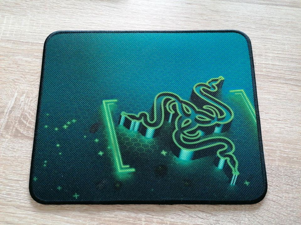 Razer Goliathus Control Gravity S Gaming Mauspad in Münchsmünster