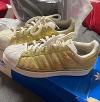 Adidas Superstar Gold. Wie NEU *** Essen - Essen-Borbeck Vorschau