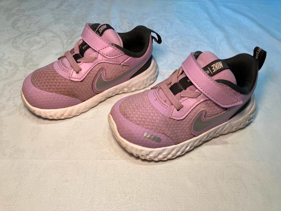 Onrustig Wereldbol puur Nike Kinderschuhe Mädchen Gr. 25 rosa in Thüringen - Erfurt | Gebrauchte Kinderschuhe  Größe 25 kaufen | eBay Kleinanzeigen ist jetzt Kleinanzeigen