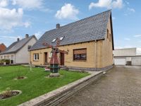 Gemütliche Doppelhaushälfte in verkehrsgünstiger, zentraler Lage Flensburgs: Verkauf mit Rückmiete Schleswig-Holstein - Flensburg Vorschau