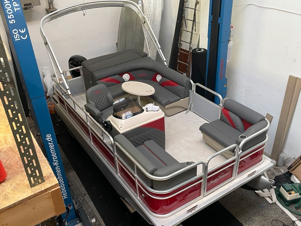 SunChaser 7516 Pontonboot Loungeboot 15 PS führerscheinfrei in Woltersdorf