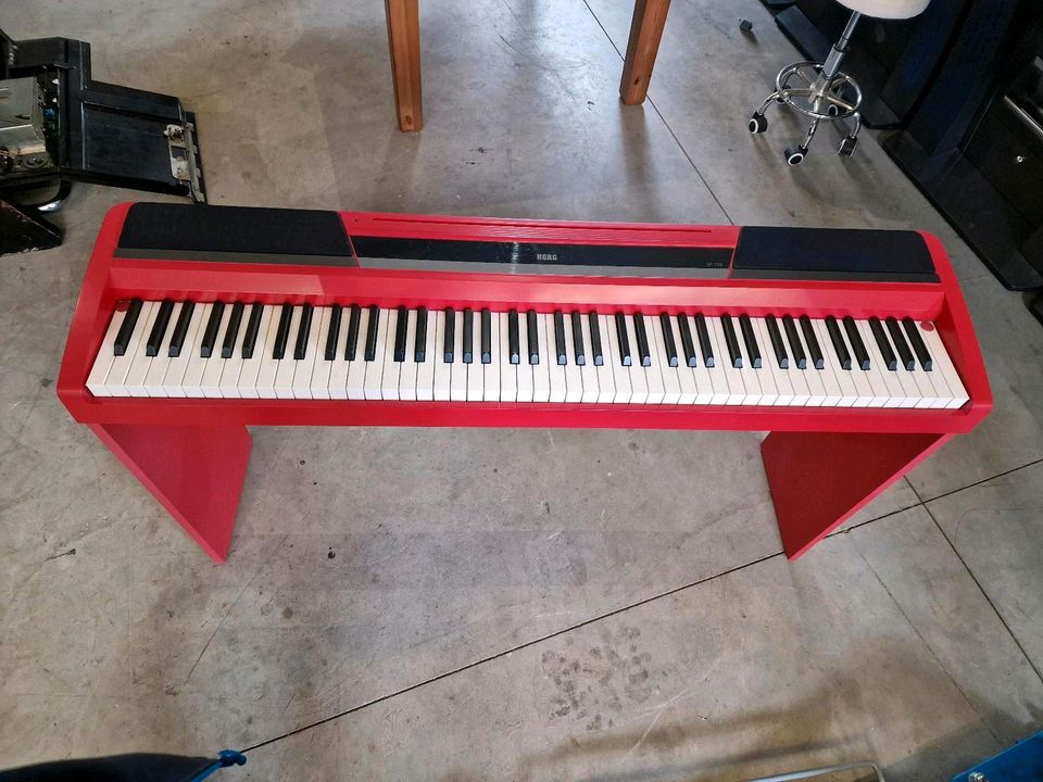 KORG SP-170  E Klavier . in Münzenberg