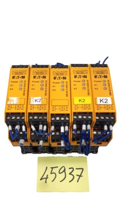 5 Stück EATON ESR5-NZ-21-24VAC-DC V01 Sicherheitsrelais 45937 in Dinslaken