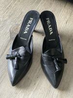 Prada Damenschuhe Gr. 37,5 echt Leder schwarz Pumps Sandalen Hessen - Offenbach Vorschau