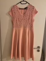Kleid mit Spitze neu Rheinland-Pfalz - Altrip Vorschau