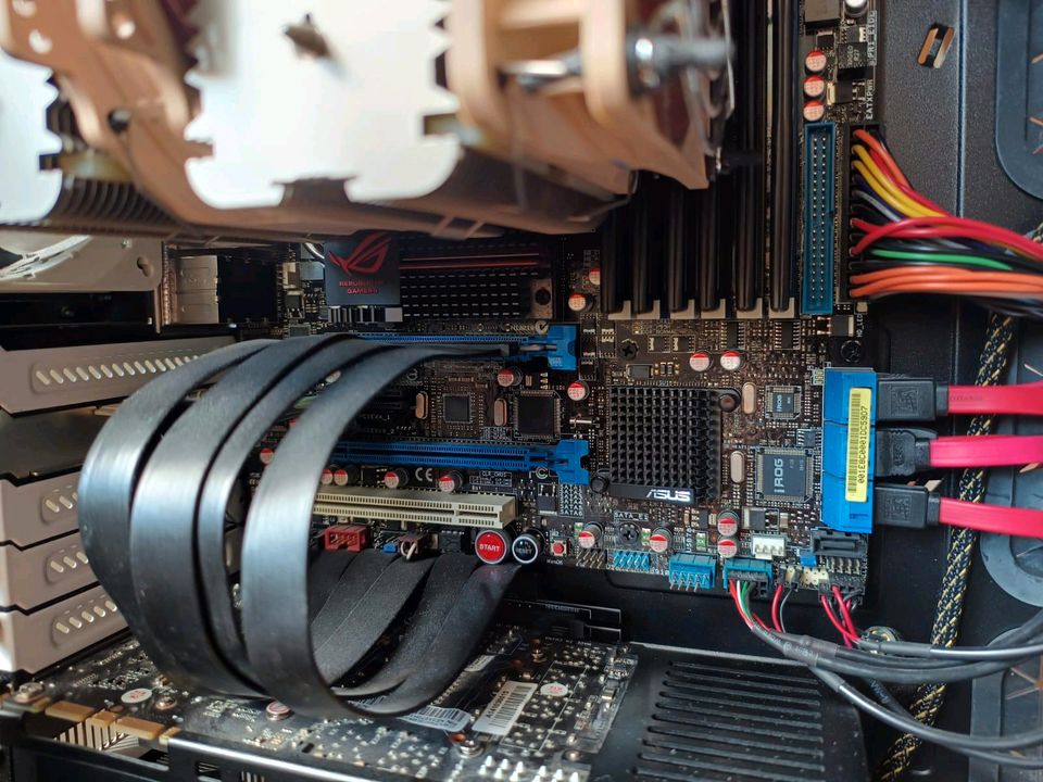 Gaming PC Intel i7 24GB Ram GTX 970 120GB SSD 1,5TB HDDs in Berlin