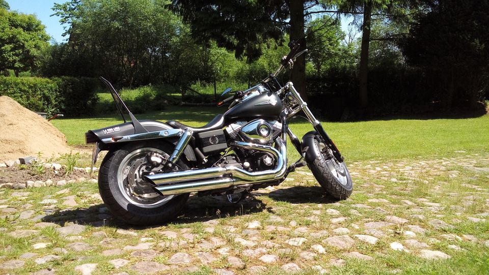 HD Fat Bob 2009 - nur 6000 Kilometer in Trittau