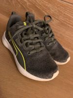 Graue Sneaker / Turnschuhe in Gr. 28 von Puma Nordrhein-Westfalen - Rheda-Wiedenbrück Vorschau