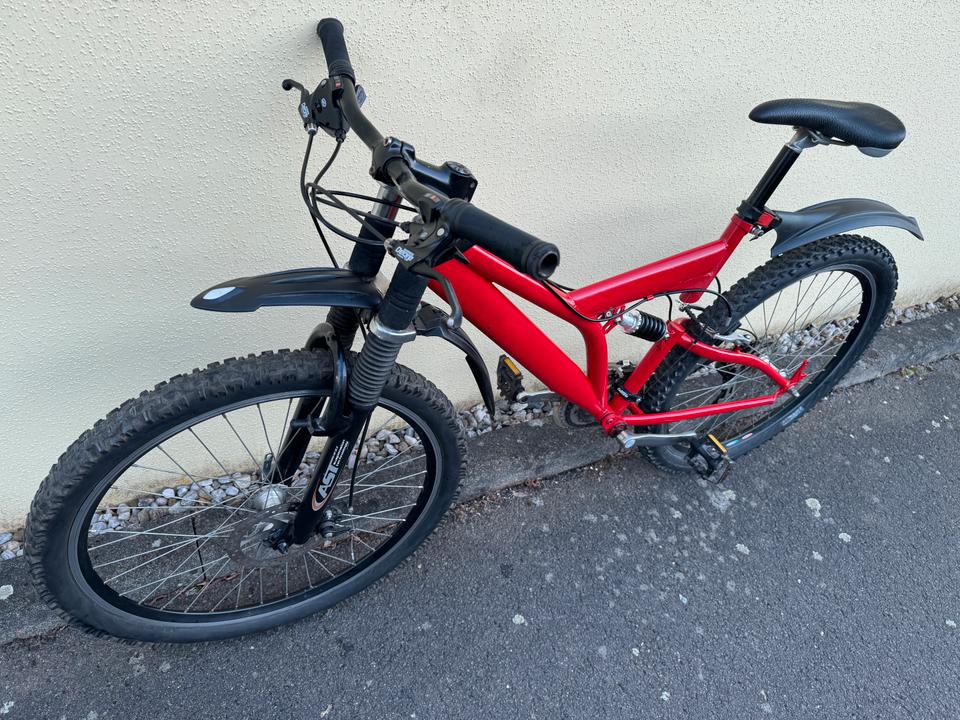 Fully-MTB 26Zoll RH47cm 27Gang-Deore Federgabel Scheibenbremse in Leipzig