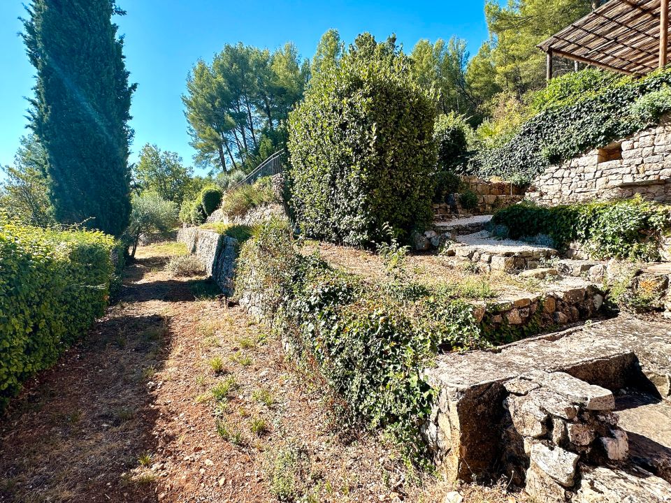 Idyllisches Feriendomizil mit atemberaubendem Ausblick in Draguignan in Saarbrücken