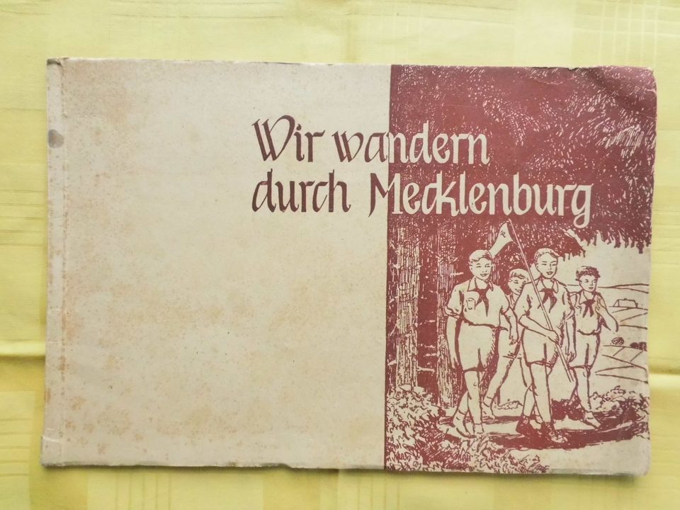 Wir wandern durch Mecklenburg -Pionierbuch (1952) in Rödlin