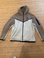 Nike tech fleece Jacke Hessen - Weilburg Vorschau
