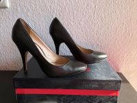 Buffalo London Pumps High Heels hohe Schuhe Leder schwarz 38 Düsseldorf - Mörsenbroich Vorschau