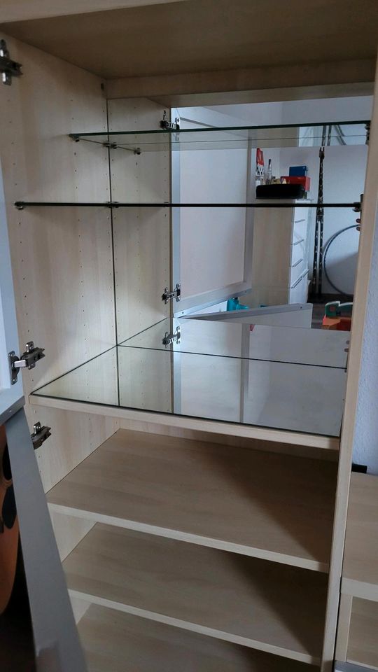 Besta Ikea Wohnzimmergarnitur TV-BOARD Kommode Schrank Vitrine in Köln