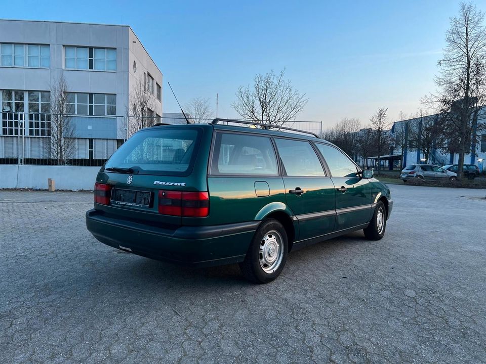 Volkswagen Passat 1995 -Gepflegter Klassiker mit neuem TÜV in Wiesbaden