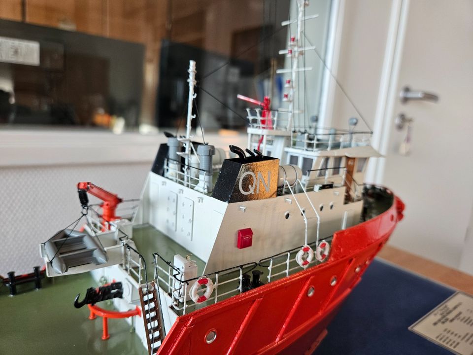 Werftschiffmodell eines Offshore Supply Vessel (OSV)/Schlepper in Hamburg