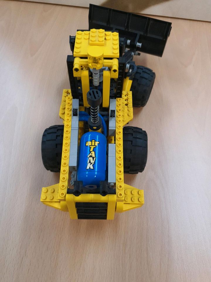 Lego Technik 8439 im Sehr guten Zustand in Löhne