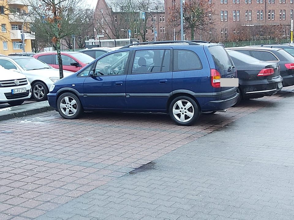 Opel Zafira in Berlin