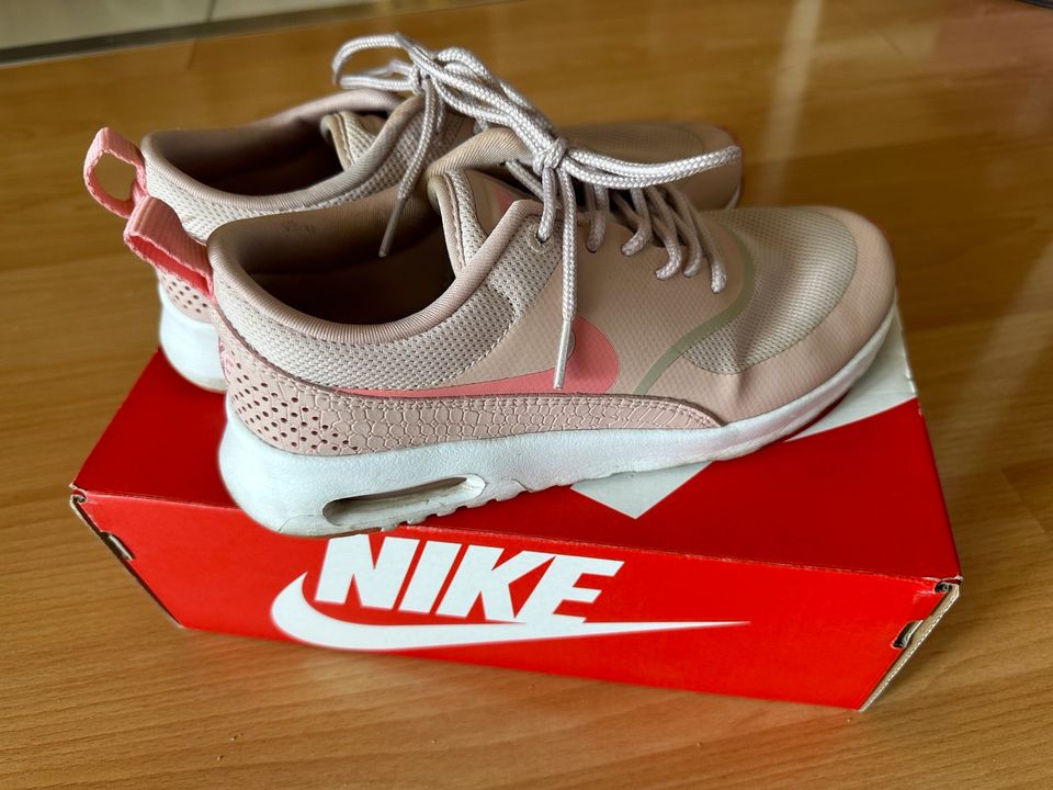 Sneaker Nike Air Max Thea Gr. 37,5 / 4 in Pink Oxford Rose White in Hessen  - Kassel | eBay Kleinanzeigen ist jetzt Kleinanzeigen