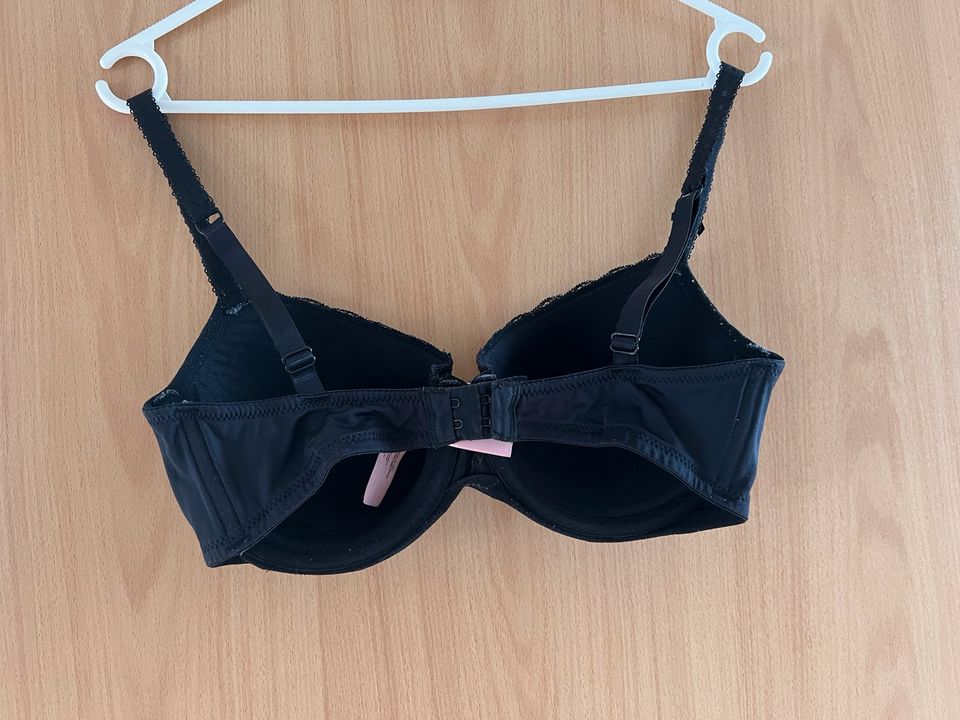 BH mit Spitze von Hunkemöller - 75E in Eberstadt