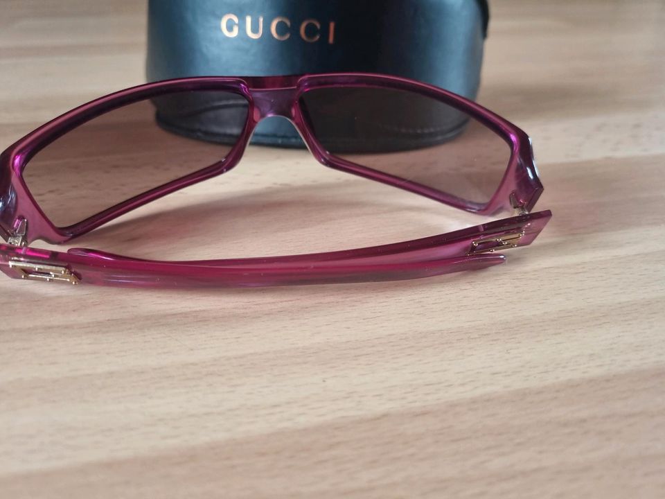 Gucci Damen Sonnenbrille pink in Nürnberg (Mittelfr)