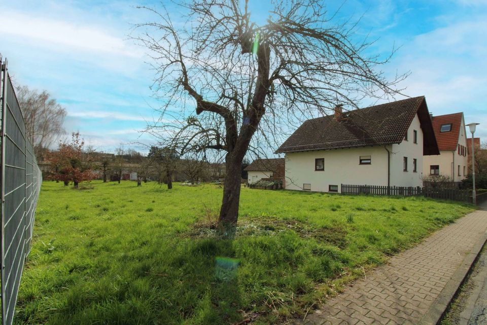 Ein Stück Himmel auf Erden: Ihr Traumhaus erwartet Sie auf diesem großzügigen Baugrundstück! in Brensbach