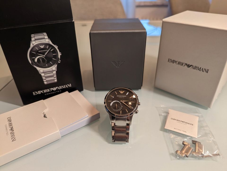 Emporio Armani Connected (ART3000) Hybrid Smartwatch in Bielefeld