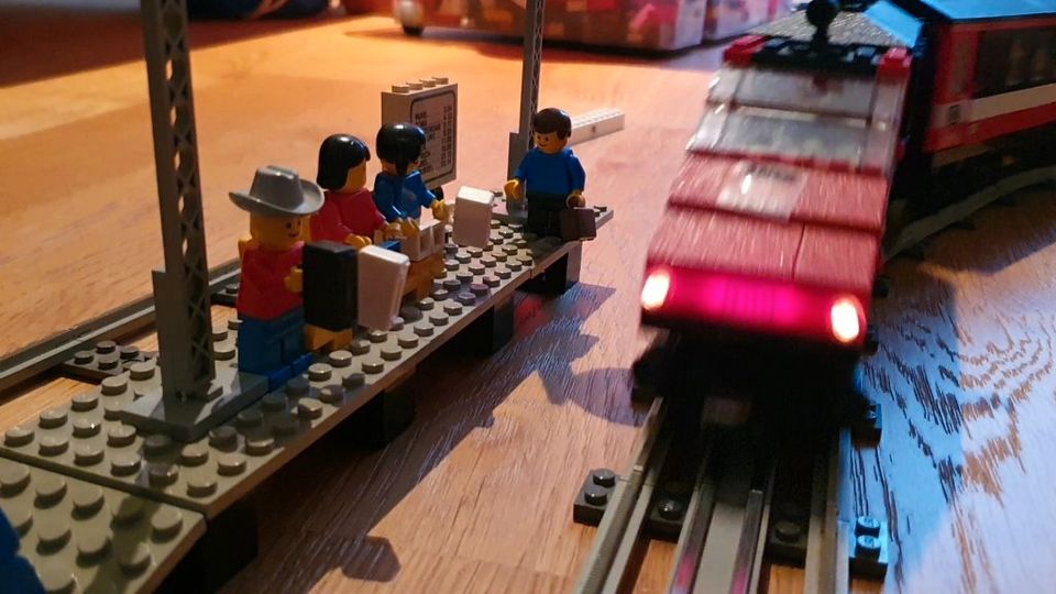 Lego 7745 Passagierzug Schnellzug 12 V in Hamburg