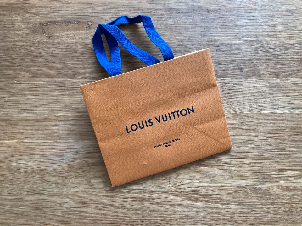 Louis Vuitton Krawatte mit Box und Tüte