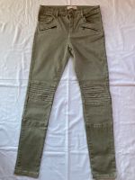 Hübsche ZARA Girls Hose Gr. 164 Size 13/14 Jahre khakifarben Hessen - Königstein im Taunus Vorschau