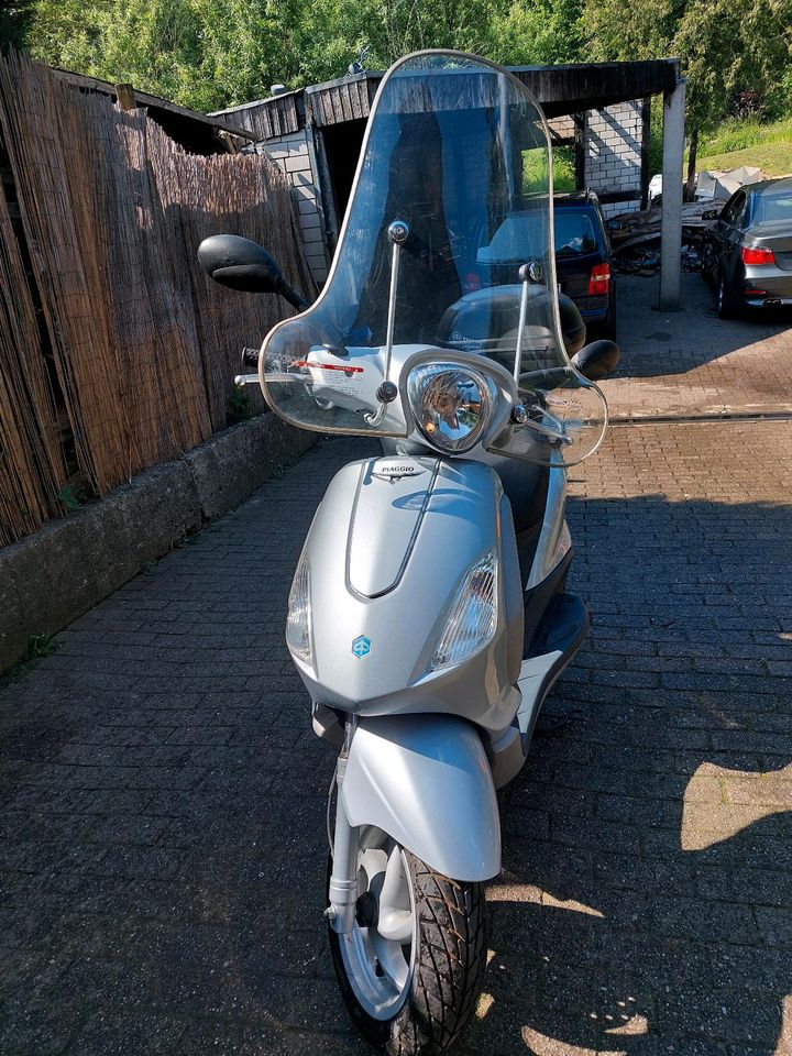 Piaggio FLY in Lage