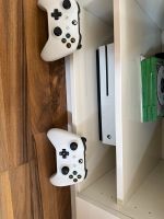 X Box one mit 2 Controller Berlin - Spandau Vorschau