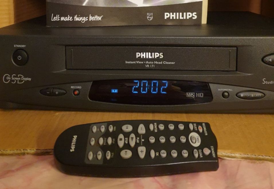 Philips VR171/02 · VHS-Videorecorder Fernbedienung Anleitung OVP in Berlin