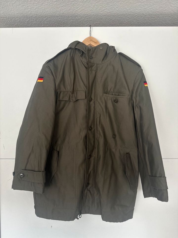 Bundeswehr Parka mit Futter ,oliv, neu in Meinerzhagen