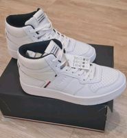 Tommy Hilfiger, High Top Sneaker, Gr. 41, Neu mit Etikett!!! Nordrhein-Westfalen - Beverungen Vorschau