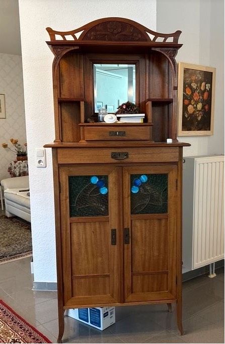 Jugendstil Art Nouveau Schrank Vertiko Buntglas Bleiverglasung in Illingen