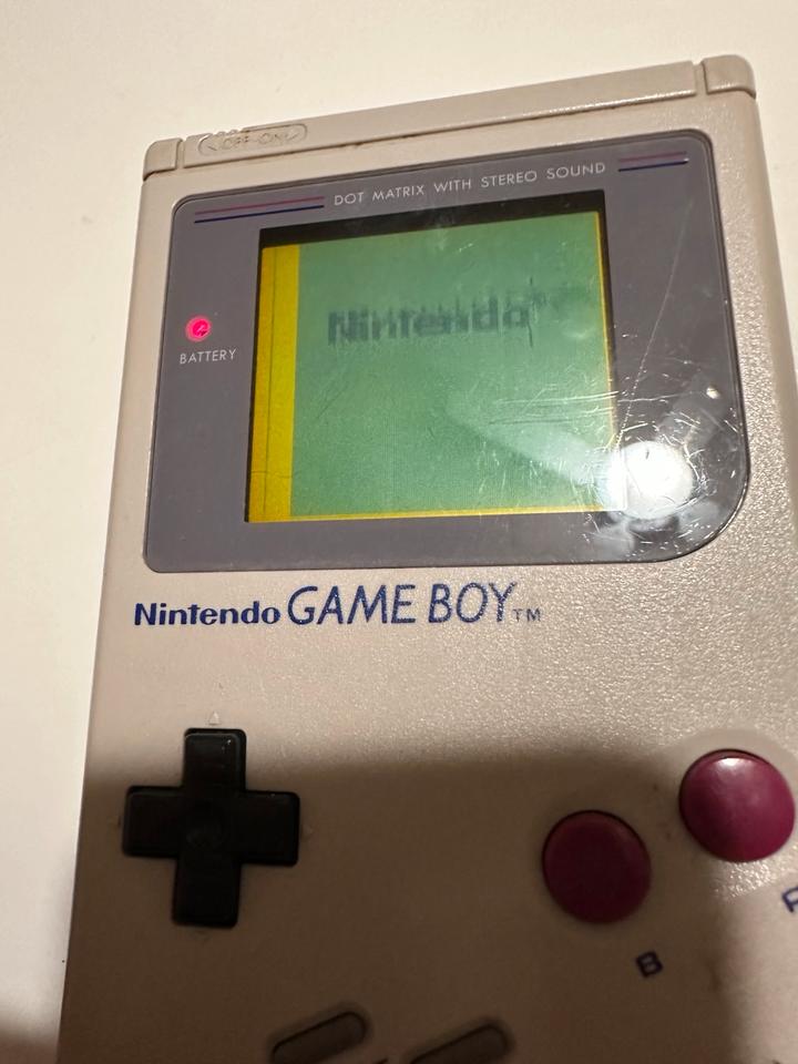 Nintendo, Gameboy, TM Modellnummer DMG -01 in Hövelhof