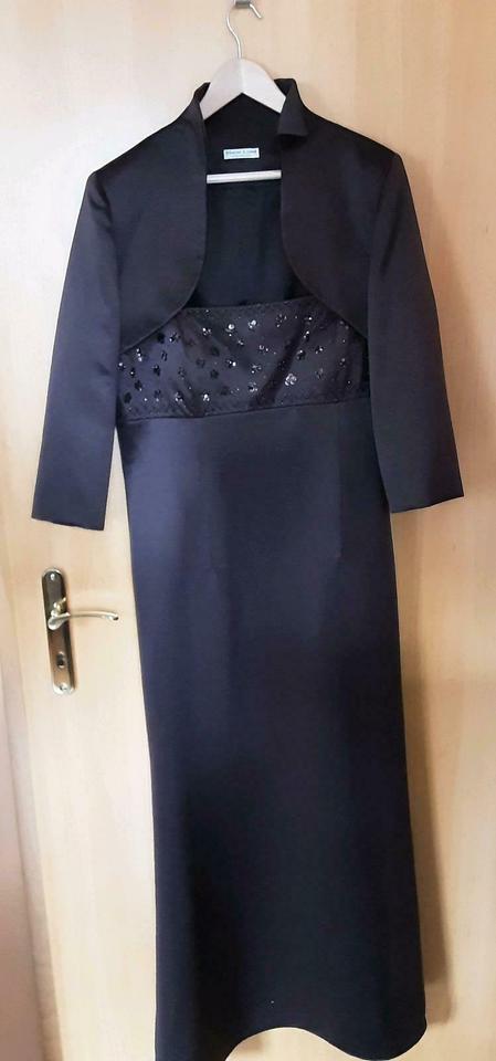 Abendkleid mit Pailletten Stickerei und Bolero Jäckchen in Hamburg