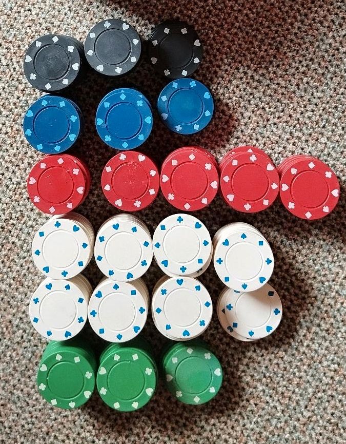 POKERSET mit 198 Chips in Hohnstorf (Elbe)