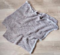 Kuscheliger Strick Poncho rosa beige Nordrhein-Westfalen - Wermelskirchen Vorschau