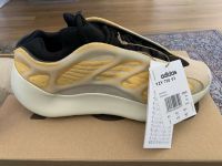 adidas YEEZY 700 V3 Grösse 42 2/3 NEU Hessen - Offenbach Vorschau