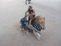 Schleich 70119 Eldrador: Greifenritter König zu Pferd Dresden - Schönfeld-Weißig Vorschau