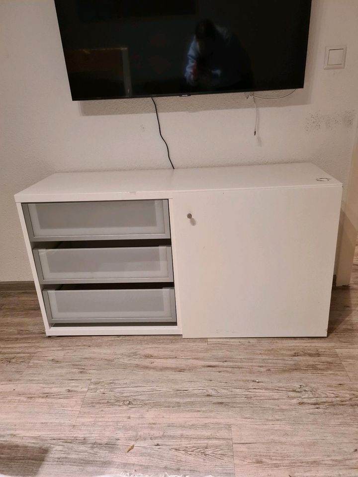 IKEA Sideboard Lowboard Kommode Schrank Schubladen Regal in Essen