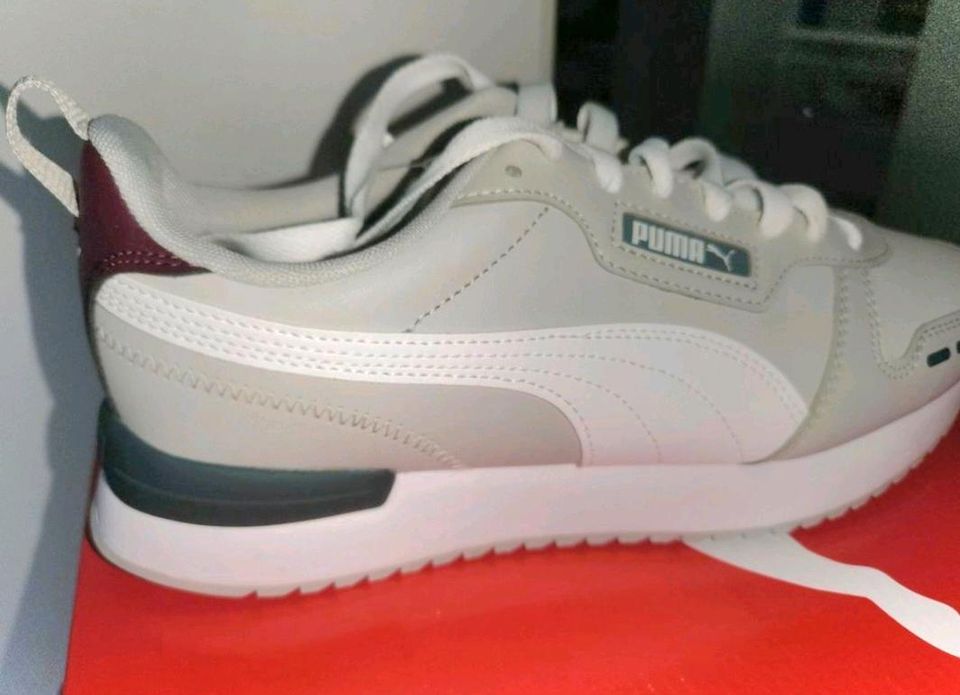 Puma Sneaker Gr.44 Grau Neu OVP in Lüdenscheid